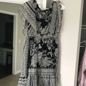 Black and white patterned dress